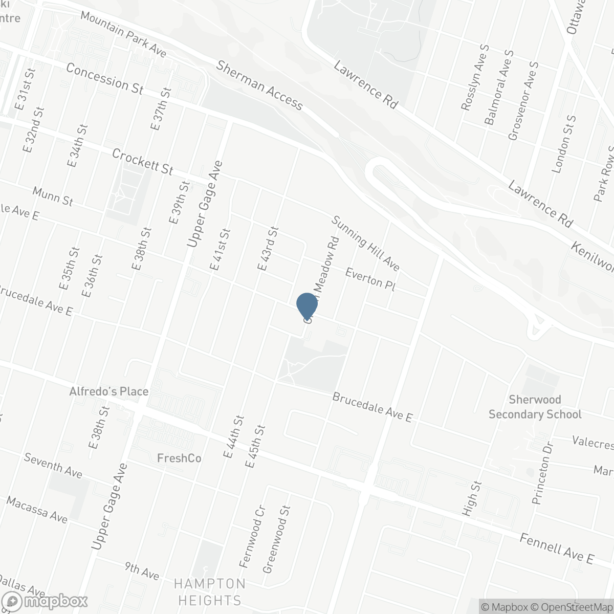 44 GREEN MEADOW Road, Hamilton, Ontario L8T 3J5
